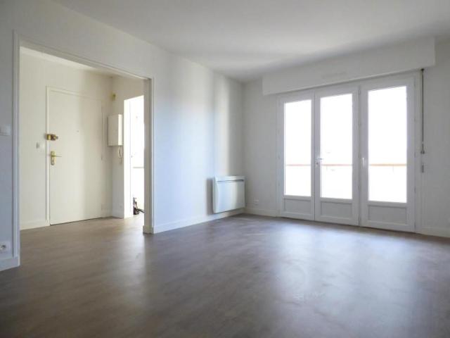 Appartement à louer, 3 pièces ANGERS 49100