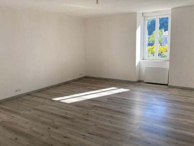Appartement à louer 3 pièces • Bessèges