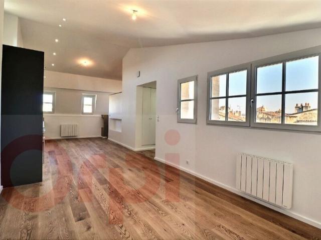 Appartement à louer 3 pièces • Bordeaux