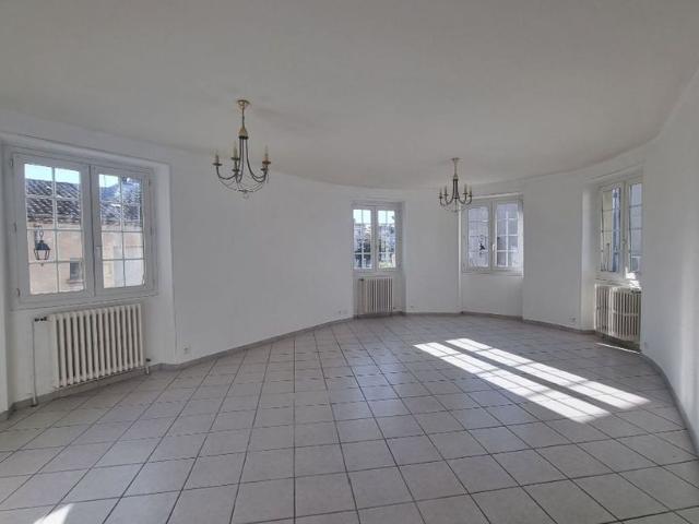 Appartement à louer 3 pièces • Bourg Saint Andéol