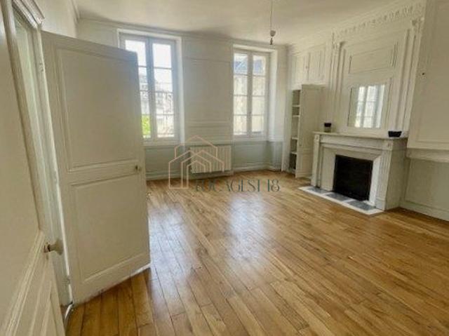 Appartement à louer, 3 pièces BOURGES 18000