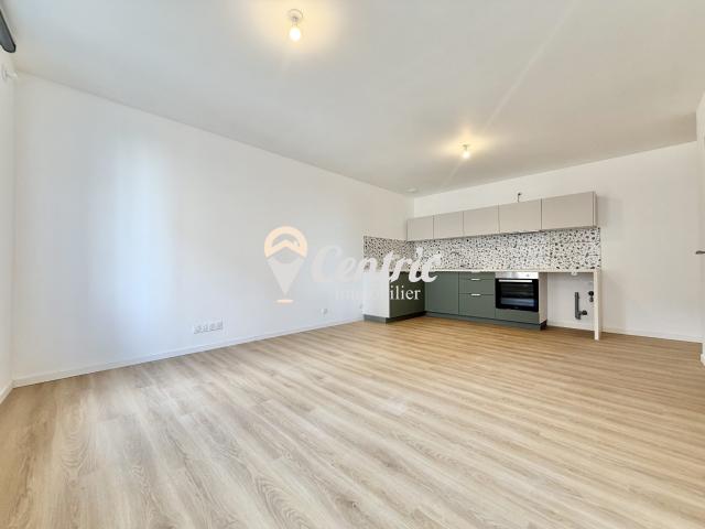 Appartement à louer, 3 pièces Bressuire 79300