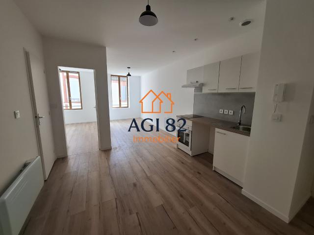 Appartement à louer, 3 pièces Castelsarrasin 82100