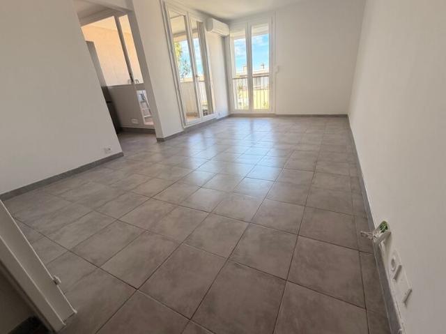 Appartement à louer 3 pièces • Istres