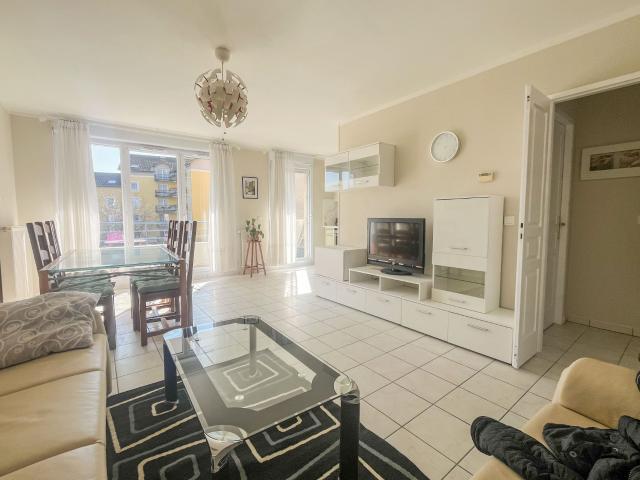 Appartement à louer, 3 pièces Saint Genis Pouilly 01630