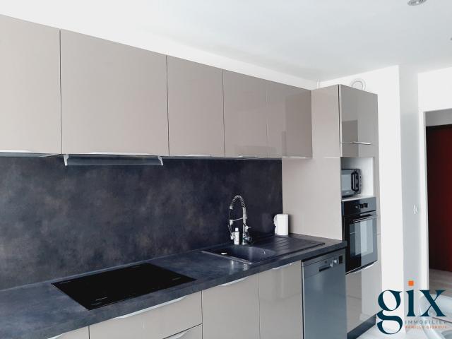 Appartement à louer, 3 pièces Sassenage 38360