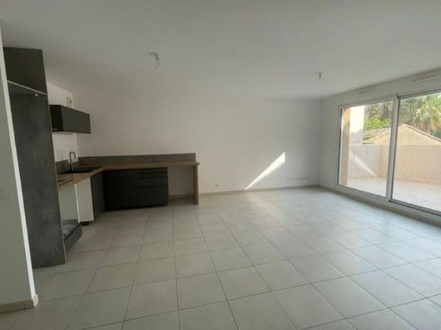 Appartement à louer 3 pièces • Villeneuve lès Maguelone