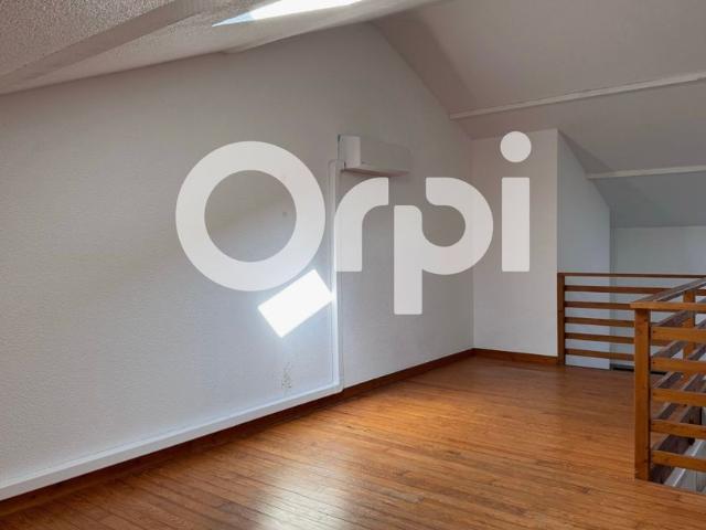 Appartement à louer 3 pièces • 111,01 m2 La Côte Saint André