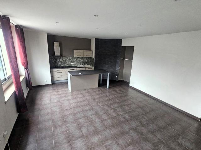 Appartement à louer 3 pièces 112 m