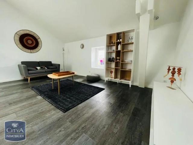Appartement à louer 3 pièces 31.81m²