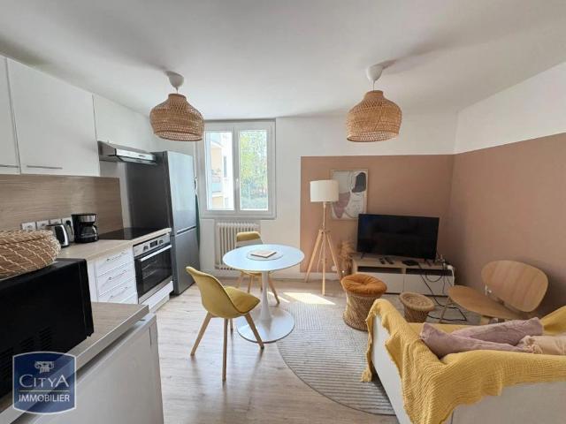 Appartement à louer 3 pièces 44m²