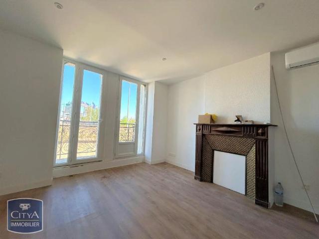 Appartement à louer 3 pièces 46.97m²