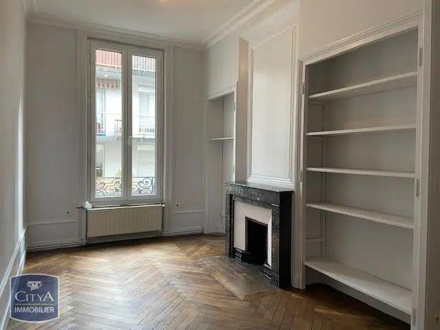 Appartement à louer 3 pièces 48.71m²