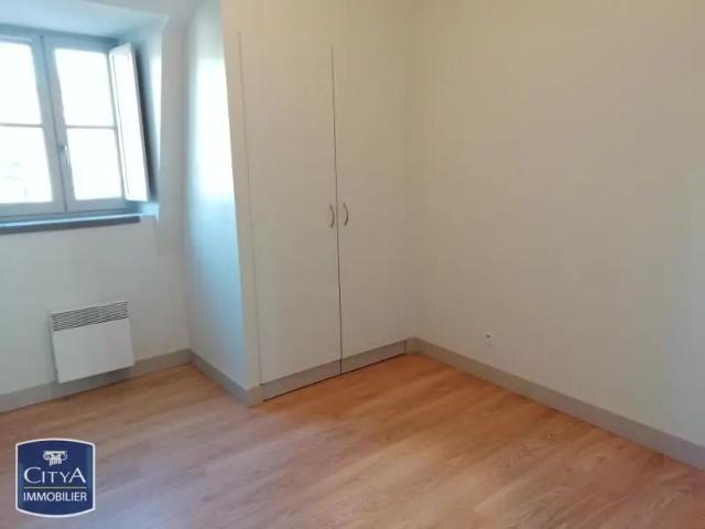 Appartement à louer 3 pièces 48.7m²