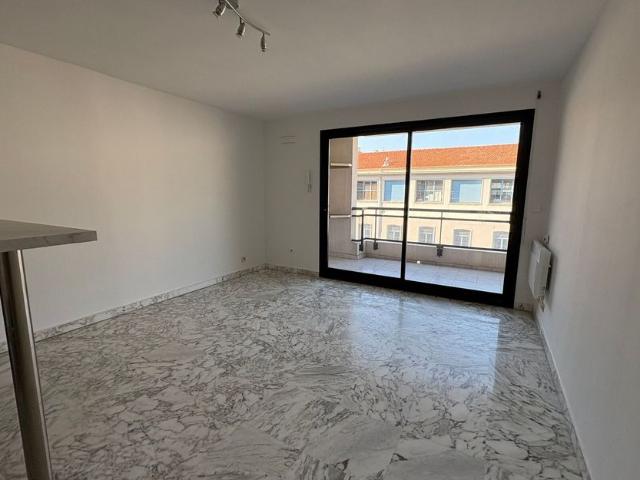 Appartement à louer 3 pièces • 49,63 m2 Nice