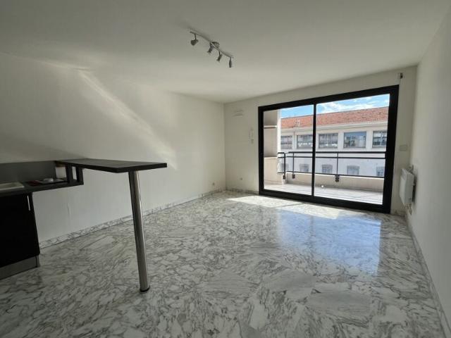 Appartement à louer 3 pièces • 49,63 m2 Nice