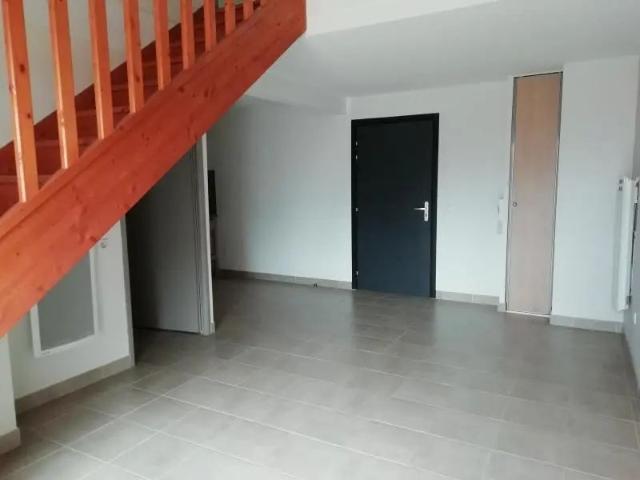 Appartement à louer 3 pièces 49.71m²