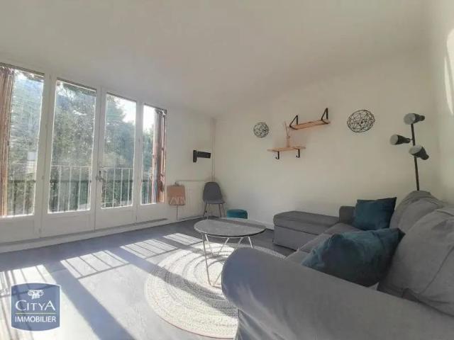 Appartement à louer 3 pièces 55.7m²