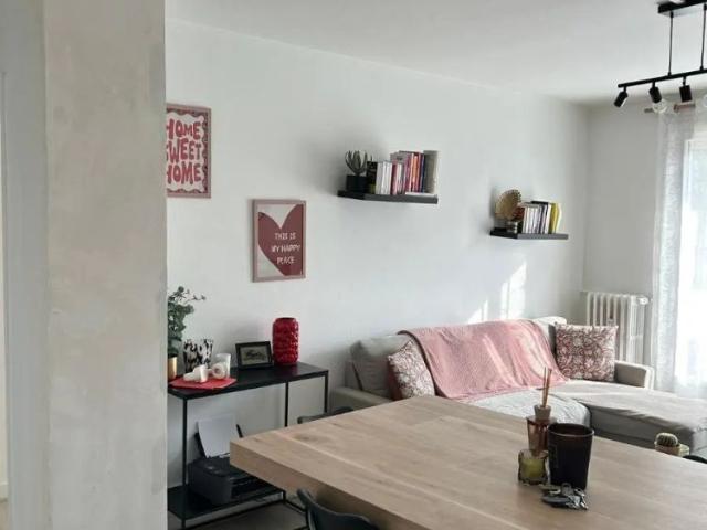 Appartement à louer 3 pièces 56.04m²