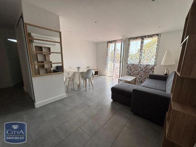 Appartement à louer 3 pièces 59.6m²