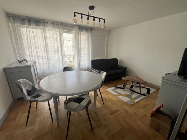 Appartement à louer 3 pièces • 64 m2 Limoges