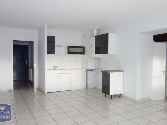 Appartement à louer 3 pièces 64m²