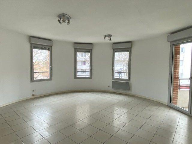 Appartement à louer 3 pièces 65 m²
