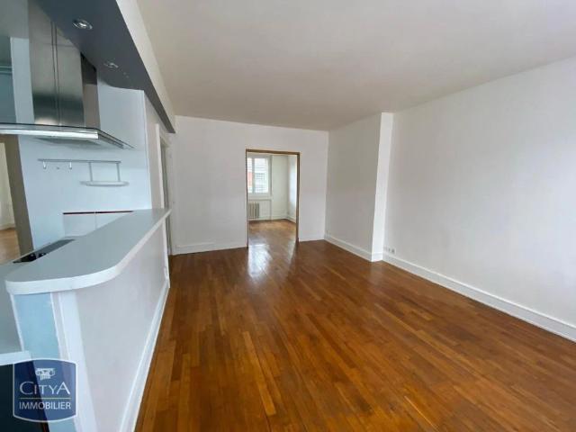 Appartement à louer 3 pièces 65m²