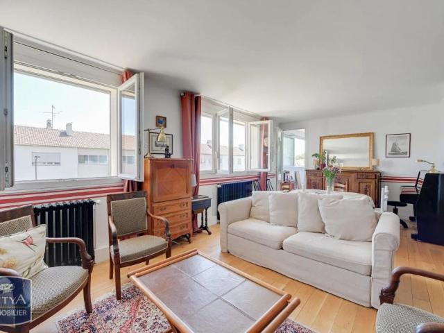 Appartement à louer 3 pièces 65m²