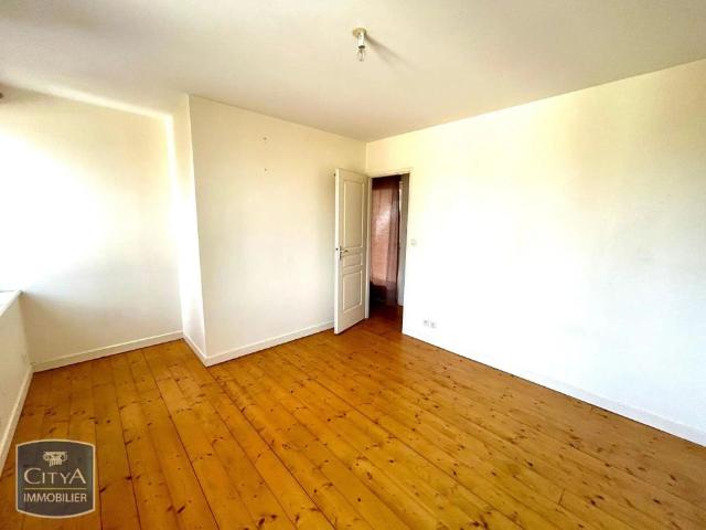 Appartement à louer 3 pièces 66.6m²