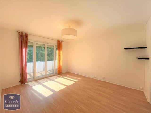 Appartement à louer 3 pièces 66.99m²