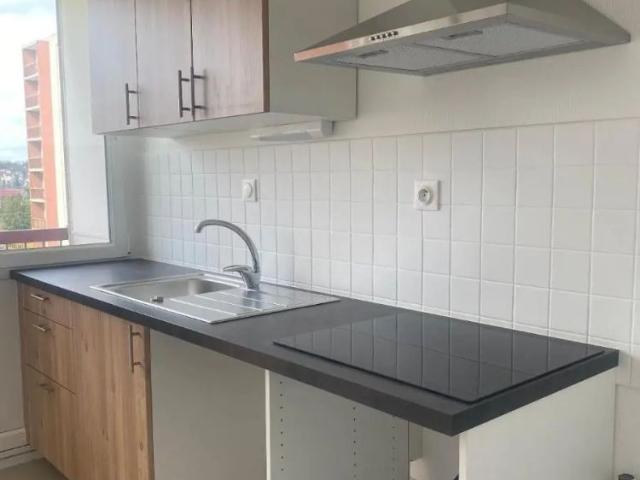Appartement à louer 3 pièces 67.99m²