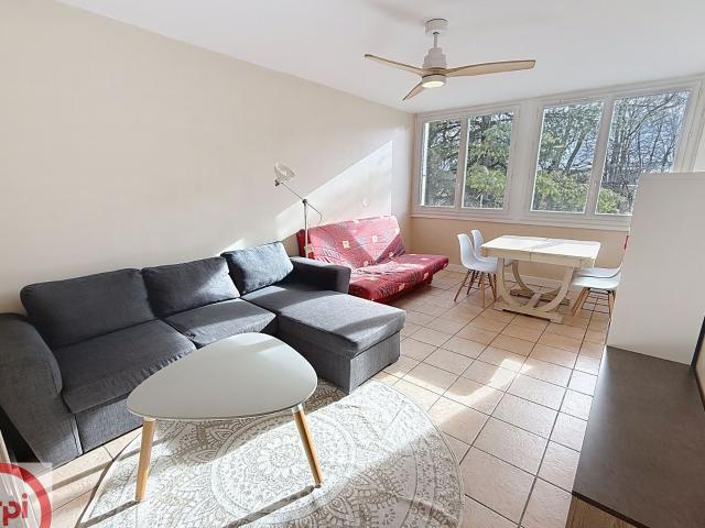 Appartement à louer 3 pièces 68 m