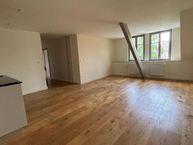 Appartement à louer 3 pièces 68.74m²