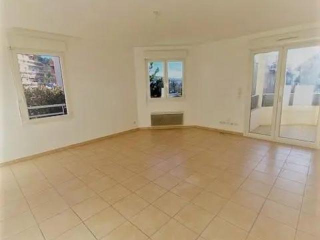 Appartement à louer 3 pièces 69.52m²
