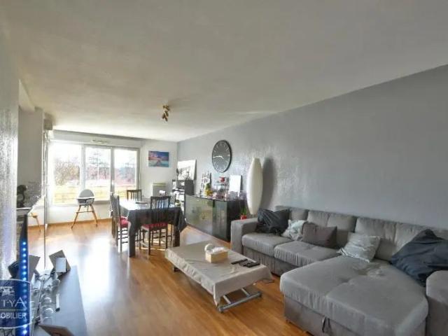 Appartement à louer 3 pièces 69.84m²