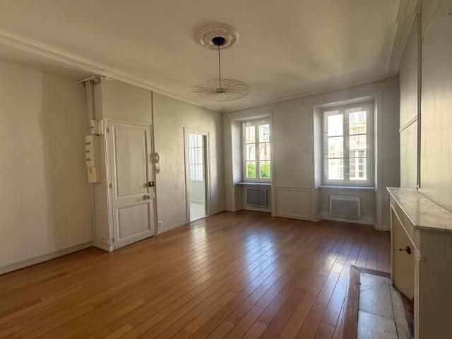Appartement à louer 3 pièces 69,81 m
