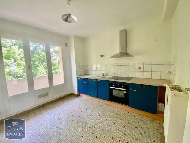 Appartement à louer 3 pièces 69.9m²