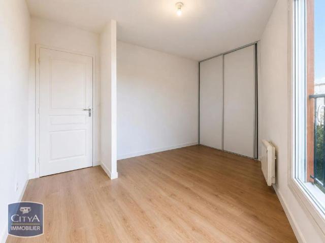 Appartement à louer 3 pièces 61.56m²
