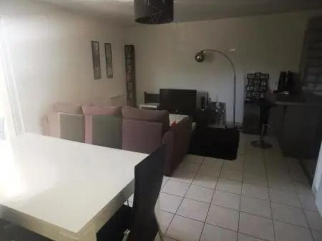 Appartement à louer 3 pièces 61.99m²