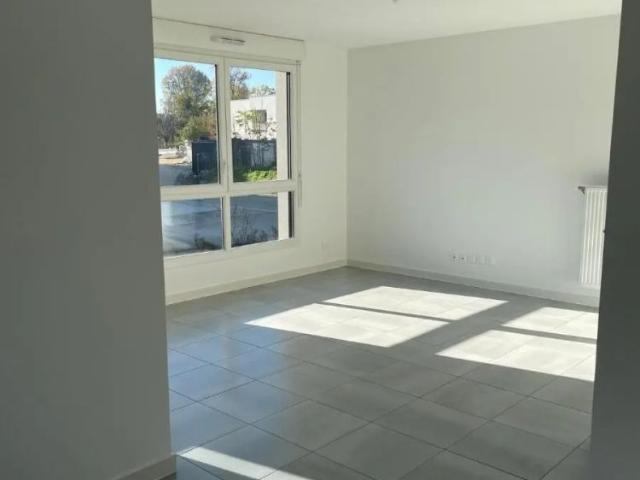 Appartement à louer 3 pièces 62.2m²