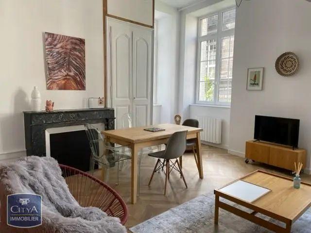 Appartement à louer 3 pièces 62m²