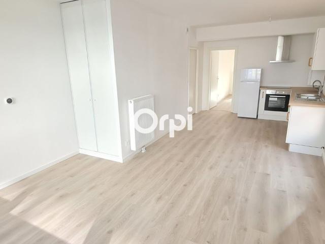 Appartement à louer 3 pièces 63 m