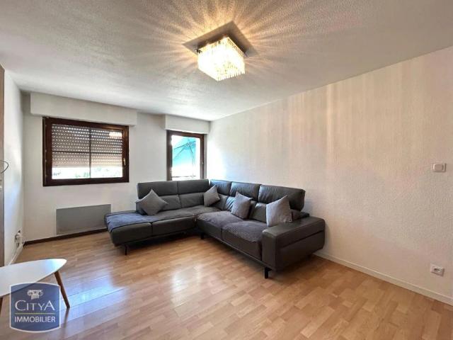 Appartement à louer 3 pièces 63m²