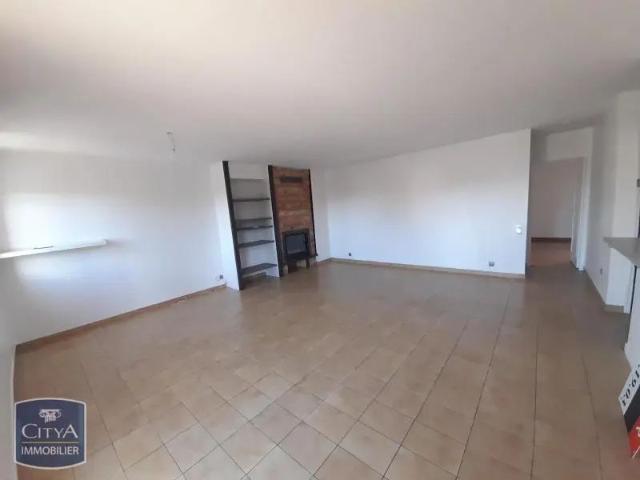 Appartement à louer 3 pièces 74.04m²