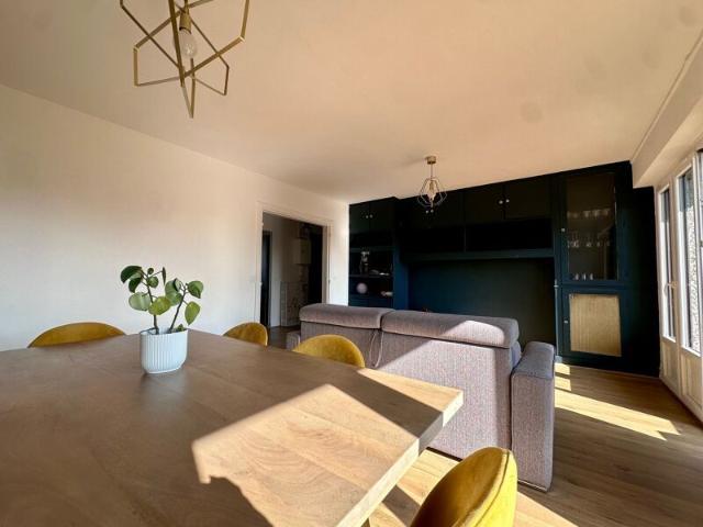 Appartement à louer 3 pièces • 74,01 m2 Saint Maur des Fossés
