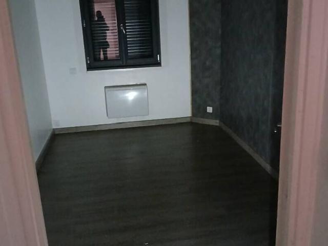 Appartement à louer 3 pièces • 74,78 m2 Saint Quentin