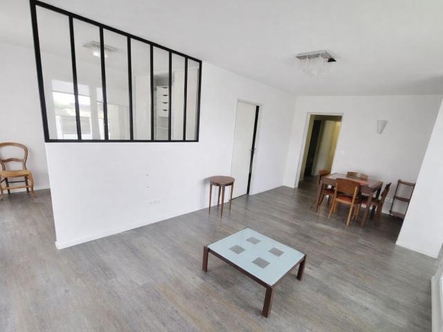 Appartement à louer 3 pièces 74,70 m