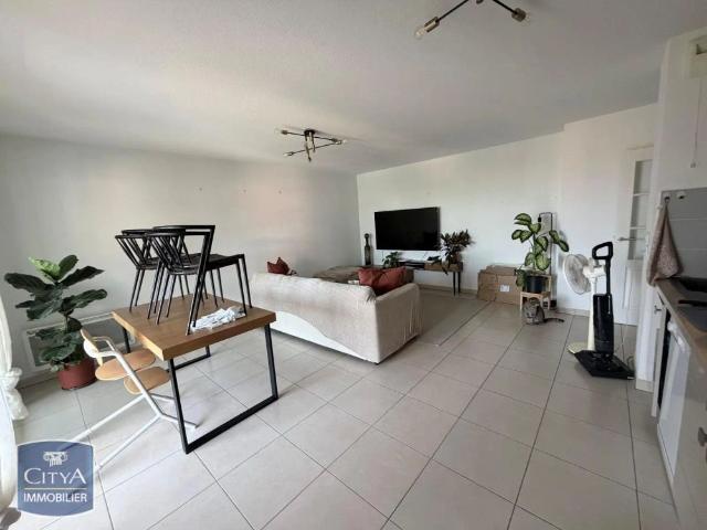 Appartement à louer 3 pièces 74.89m²