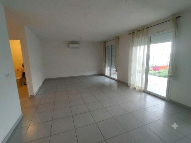 Appartement à louer 3 pièces • 75,34 m2 Gallargues le Montueux